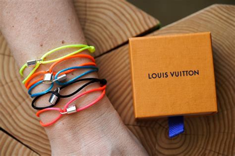 bracelet lockit louis vuitton|Louis Vuitton unicef bracelet used.